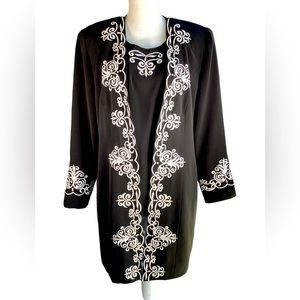 Vintage Embroidered 2 piece Set Top & Long Jacket B27